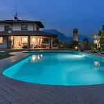 Oleander Villa