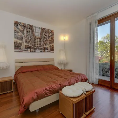 Oleander Villa *